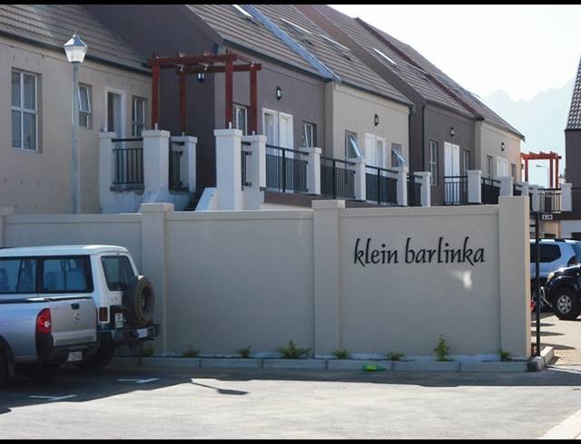 2 bed property to rent in PAGLANDE